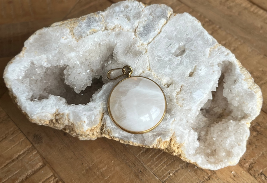 Pendentif Lily Rond