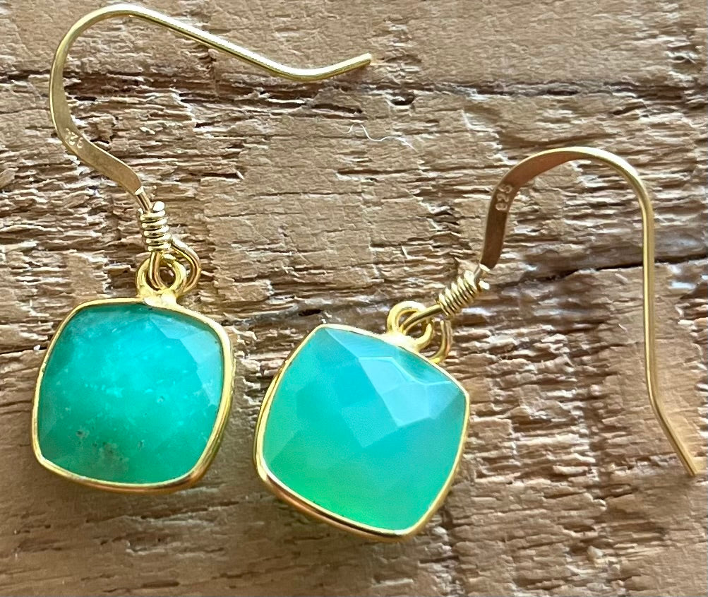Dormeuses Dorées Chrysoprase facettée