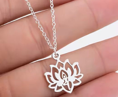 Pendentif Lotus Yoga N°8
