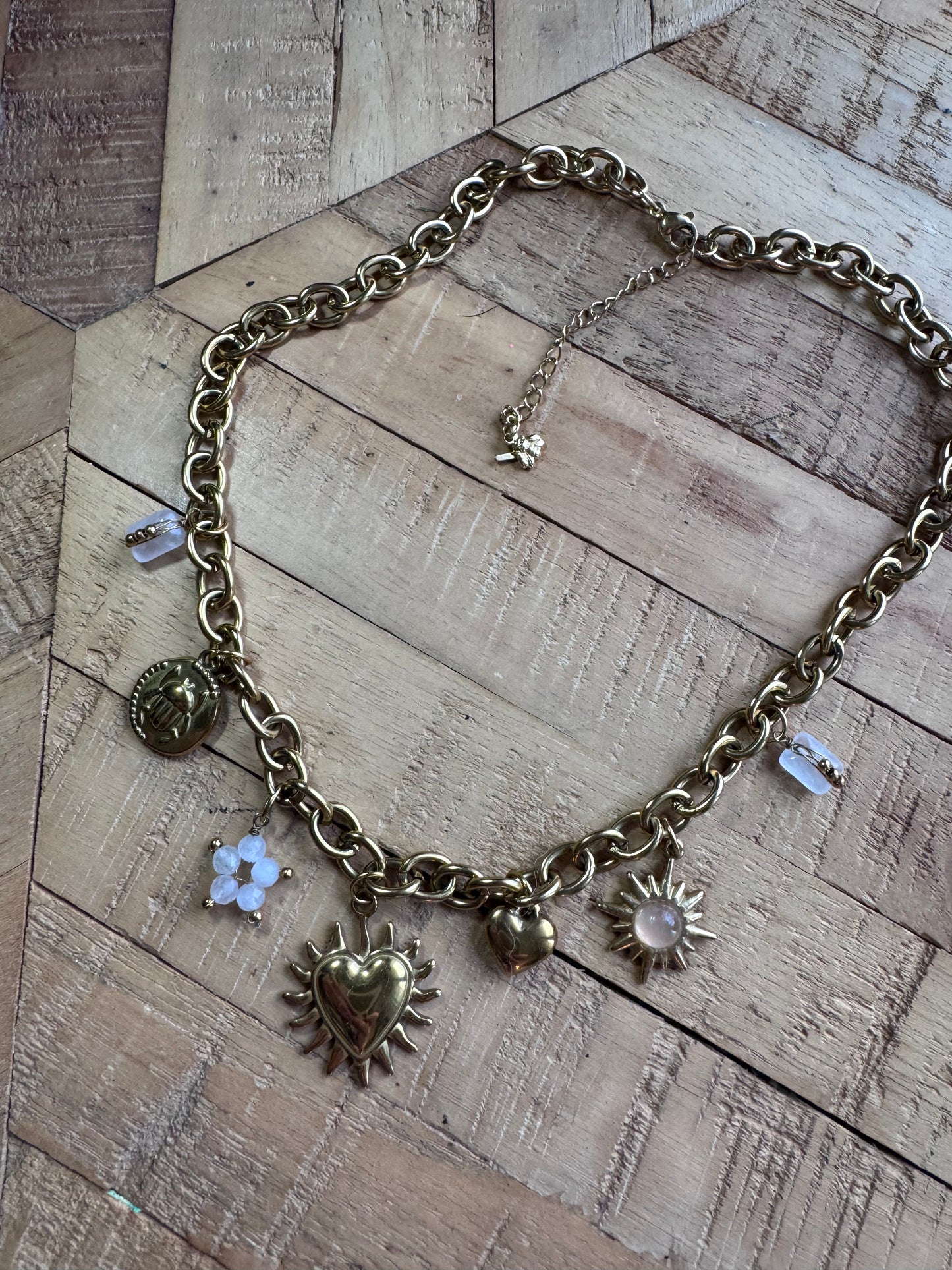 Collier Breloques Quartz rose