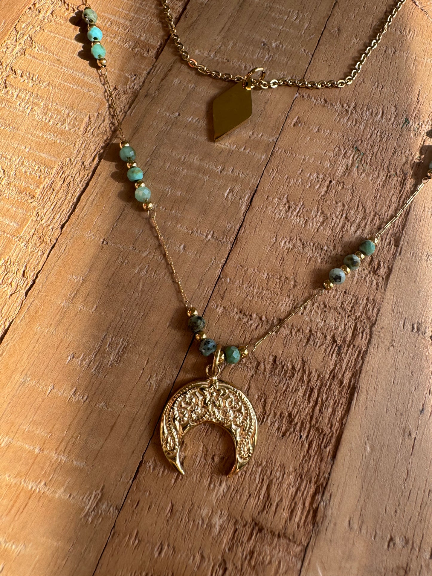 Collier Sahara