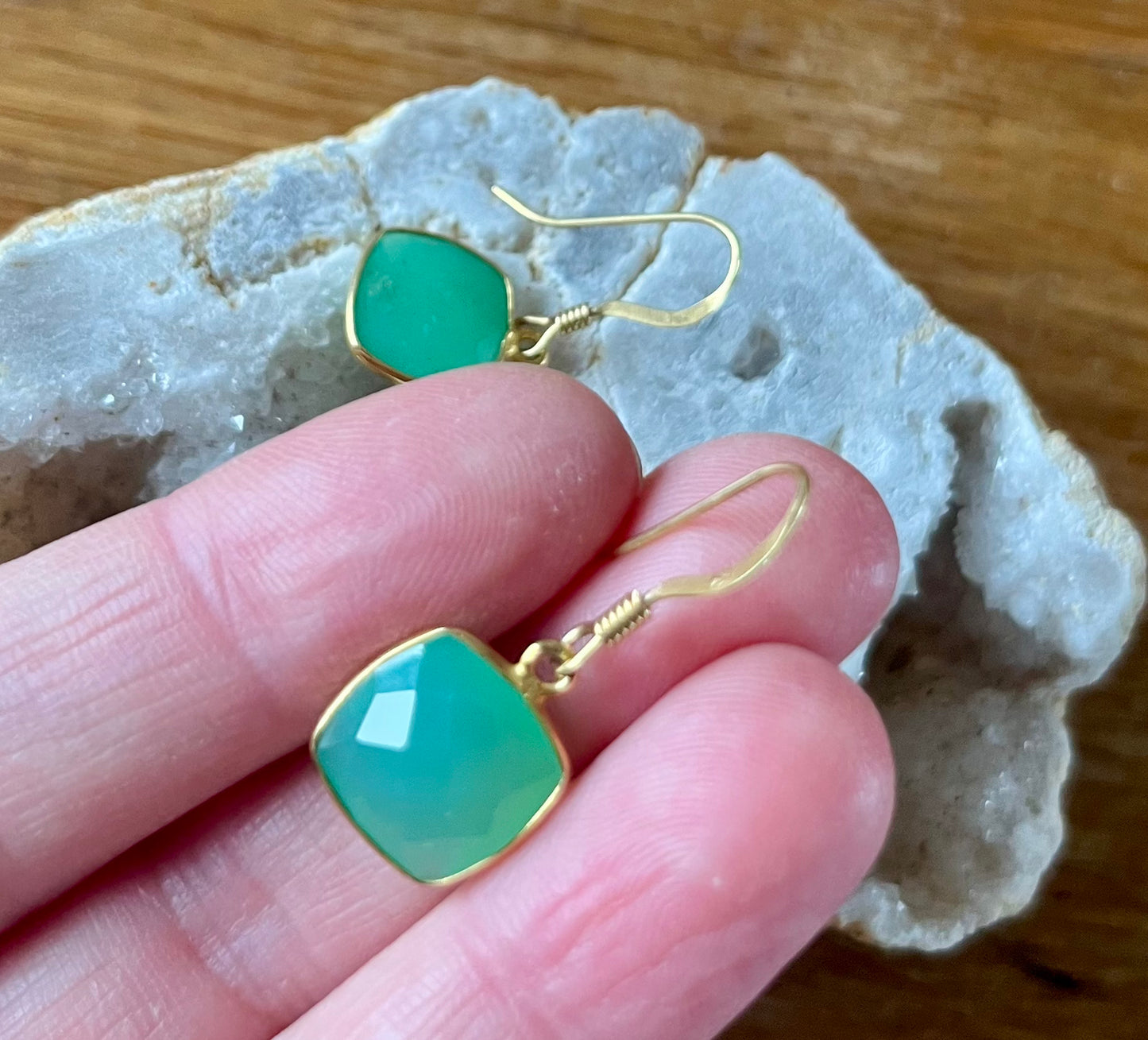 Dormeuses Chrysoprase facettée Argent 925 plaquée Or