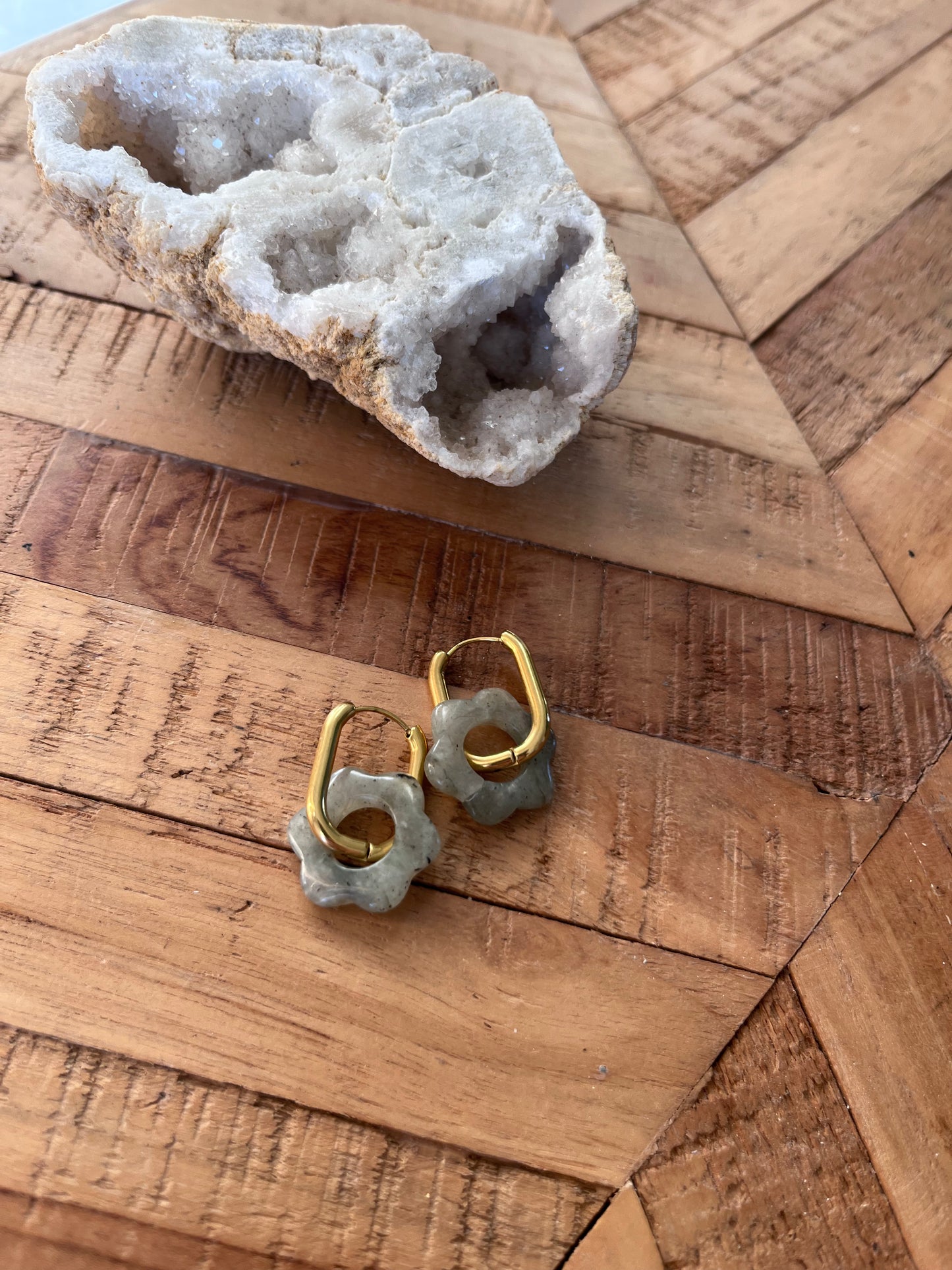 Créoles Fleurs Labradorite (rondes ou ovales)
